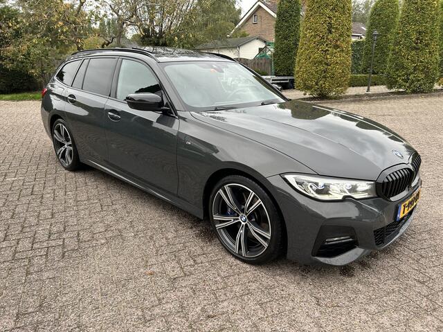 BMW 3-SERIE Touring 330i xDrive High Executive Pano