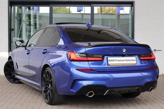 BMW 3-SERIE 330i High Executive Edition | M Sport | Harman Kardon | Panoramadak | Parking pack | Safety Pack