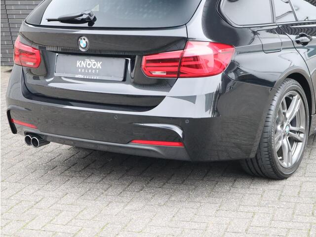 BMW 3-SERIE Touring 320i Centennial High Executive M Sport / Sportleder / HiFi