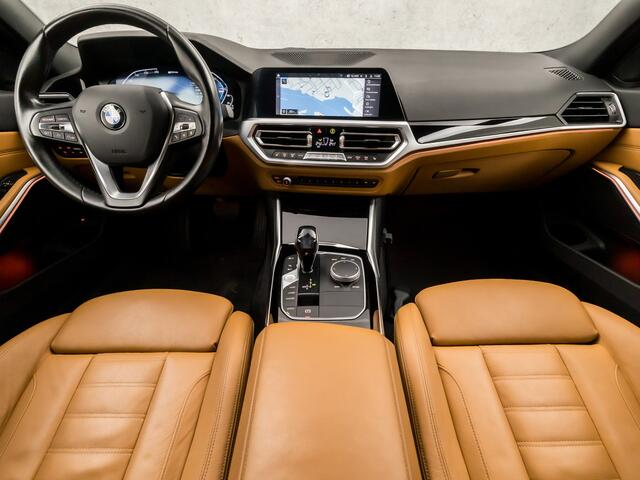 BMW 3-SERIE 330e Sportline 293Pk Automaat (APPLE CARPLAY, GROOT NAVI, ZWART HEMEL, COGNAC LEDER, CAMERA, STOELVERWARMING, SPORTSTOELEN, GETINT GLAS, SFEERVERLICHTING, NIEUWSTAAT)