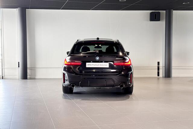 BMW 3-SERIE Touring 320e | M Sport | Glazen Panoramadak | Stoelverwarming | Comfort Access | HIFI |