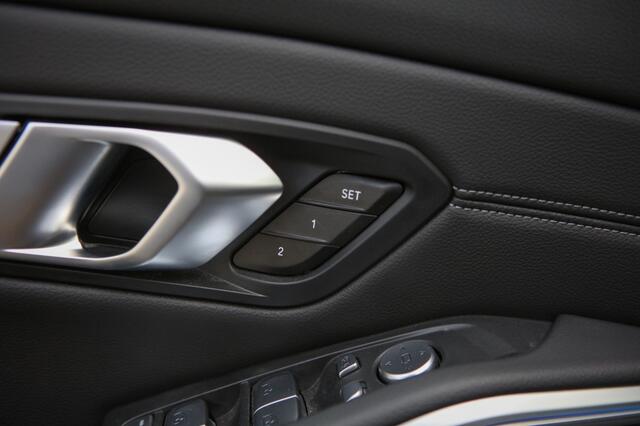 BMW 3-SERIE 320e | Laser | Schuif/Kantel | Apple Carplay | 360 Camera |