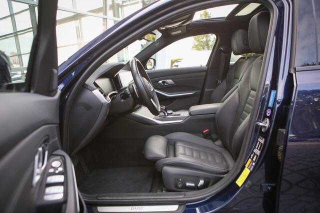 BMW 3-SERIE 320e | Laser | Schuif/Kantel | Apple Carplay | 360 Camera |