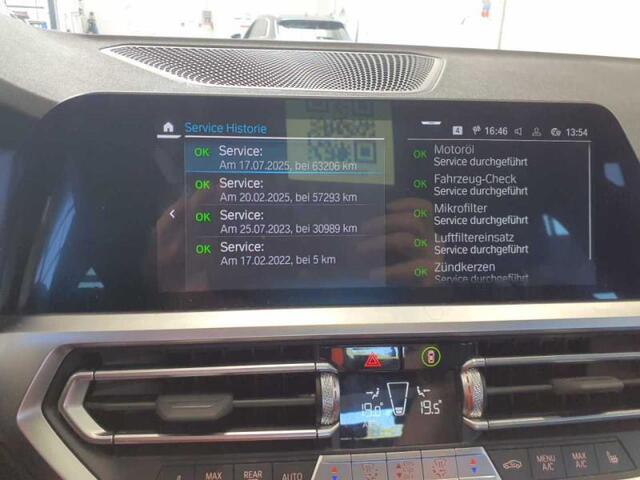 BMW 3-SERIE 330e Sport Line 292 pk Aut Airco ECC Cruise Control Stoelverwarming Live Cockpit Pro PDC VA + Camera Full LED