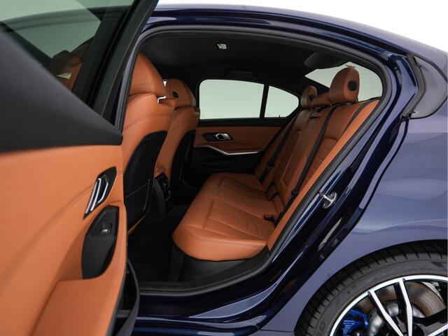 BMW 3-SERIE 330e eDrive Edition M-Sportpack (INCL.BTW) *LUXURY-LEATHER | FULL-LED | HEATED-SPORTSEATS | DIGI-COCKPIT | HIFI-SOUND | NAVI-FULLMAP | AMBIENT-LIGHT | 19''ALU*