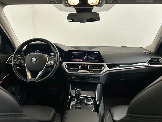 BMW 3-SERIE Touring 320i High Executive