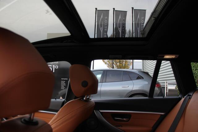 BMW 3-SERIE Touring 318i M Sport Edition | NL Auto | PANO-DAK | HARMAN KARDON | Keyless | Digi-Dash | Navi | BMW ConnectedDrive | Sportstoelen | Stoelverw | ECC | Bluetooth | PDC | AUX-USB | Alarm | Dealer onderhouden | Zeer nette