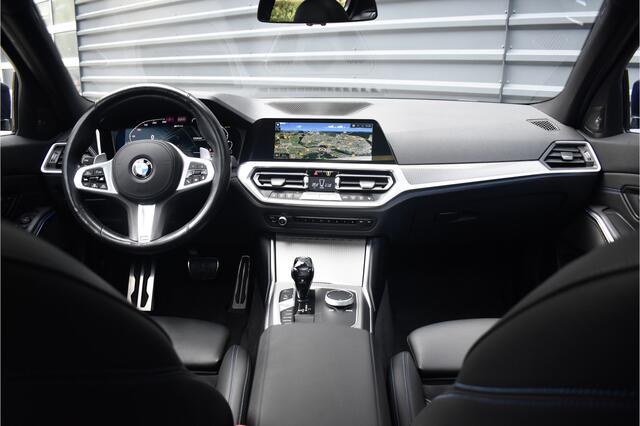 BMW 3-SERIE 330e M Sport Individual | Schuif/Kanteldak | ACC | Laser Light | Memory | Harman/Kardon | Camera |