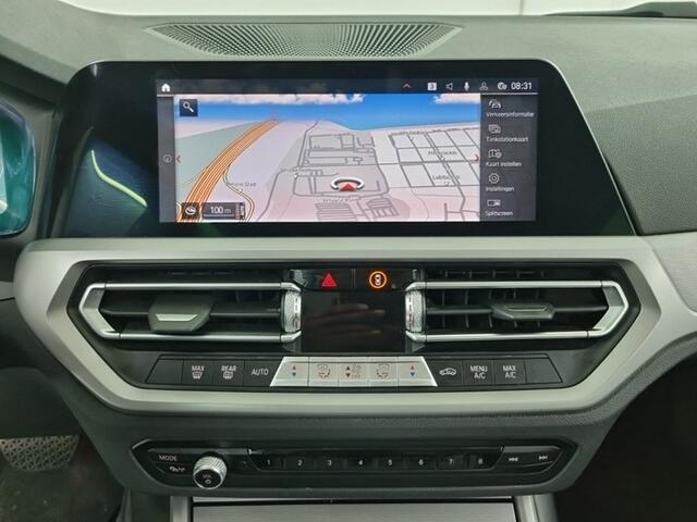 BMW 3-SERIE Touring 320i Business Edition (184PK) 1e-Eig. & Dealer-Onderh. BOVAG-Garantie. NL-Auto.
