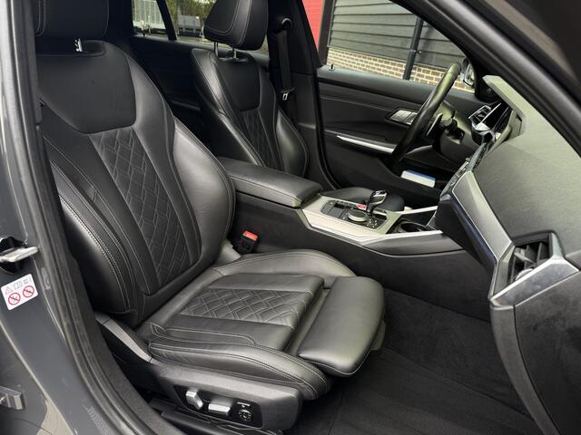 BMW 3-SERIE Touring M340i xDrive AC Schnitzer, Panoramadak, Trekhaak