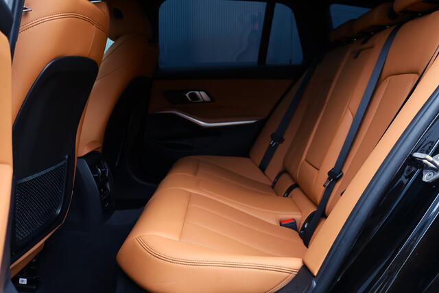 BMW 3-SERIE Touring 320e M-Sport High Executive | Shadow Line | Stoelverwarming | Leer | Carplay | Dealer Onderhouden | M-pakket