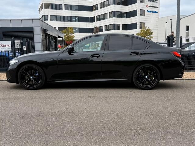 BMW 3-SERIE 320d xDrive M-SPORT ** LASER, NAVI+, HALF-LEDER, HuD, ACC, 19-inch LMV, H&K SOUND ** 1e EIG - UNFALLFREI - BMW GAR ** ** INFORMEER OOK NAAR ONZE AANTREKKELIJKE FINANCIAL-LEASE TARIEVEN **