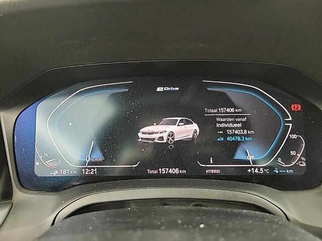BMW 3-SERIE 330e M-Sport | Navi | Leder | Sfeer Verlichting
