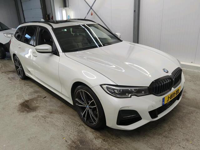 BMW 3-SERIE Touring 330e eDrive M-Sport | Navi | Panorama | Camera | Leder