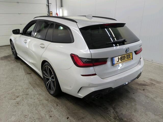 BMW 3-SERIE Touring 330e eDrive M-Sport | Navi | Panorama | Camera | Leder