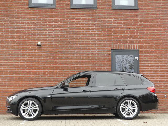 BMW 3-SERIE Touring 318i High Executive / Sportstoelen / Leer