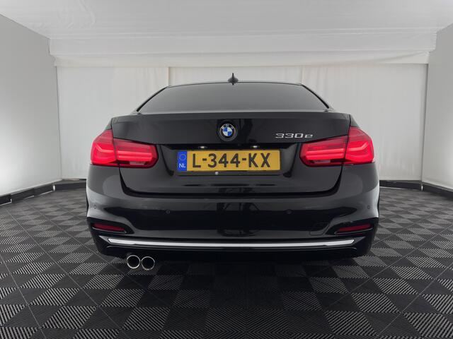 BMW 3-SERIE 330e High Executive Plug-In Aut. *FULL-LEATHER | FULL-LED | ADAPTIVE-CRUISE | MEMORY-PACK | KEYLESS | HIFI-SOUND | CAMERA | HEATED-SPORTSEATS | DAB+ | NAVI-FULLMAP | PRIVACY-GLASS | SHIFT-PADDLES | 18"ALU*