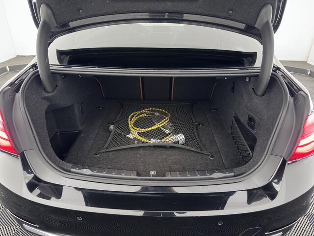 BMW 3-SERIE 330e High Executive Plug-In Aut. *FULL-LEATHER | FULL-LED | ADAPTIVE-CRUISE | MEMORY-PACK | KEYLESS | HIFI-SOUND | CAMERA | HEATED-SPORTSEATS | DAB+ | NAVI-FULLMAP | PRIVACY-GLASS | SHIFT-PADDLES | 18"ALU*