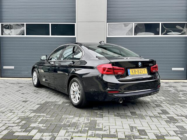 BMW 3-SERIE 318i Centennial Executive Facelift/ LED/ AUT/ Sport Line/ NAP