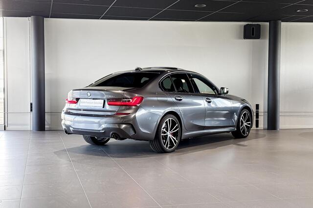 BMW 3-SERIE Sedan 330e eDrive Edition | M Sport Plus | Glazen schuif-/kanteldak | Stoelverwarming | Head-Up Display |