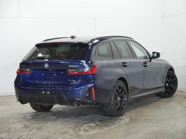 BMW 3-SERIE Touring 330e xDrive M-Sport Pro | Panorama | CoPilot | Harman Kardon | Trekhaak | Memory | 19" Jet Black