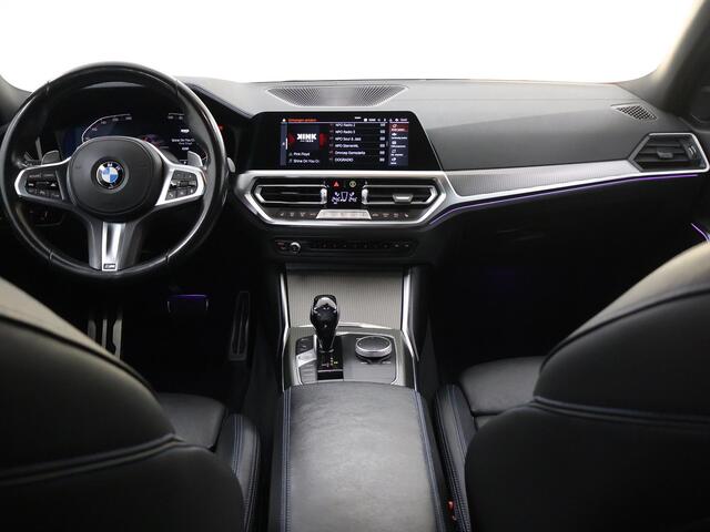 BMW 3-SERIE 320i High Executive Edition | M-Sport | Sportstoelen | Digitaal Dashboard | HUD | Apple CarPlay/Android Auto | Navigatie | Camera | DAB | Stoelverwarming | Adaptieve Cruise Control | Interieur Verlichting | LED |