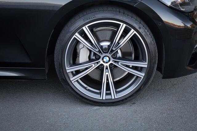 BMW 3-SERIE Touring 330e Business Edition Plus | STOELVERWARMING | CRUISE CONTROL | ACHTERUITRIJCAMERA | APPLE CARPLAY | SFEERVERLICHTING | ORIGINEEL NEDERLANDS |