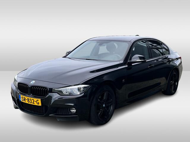 BMW 3-SERIE 320i Edition M Sport / Trekhaak / Leder / Navigatie / 18'' / Stoelverwarming / Cruise Control