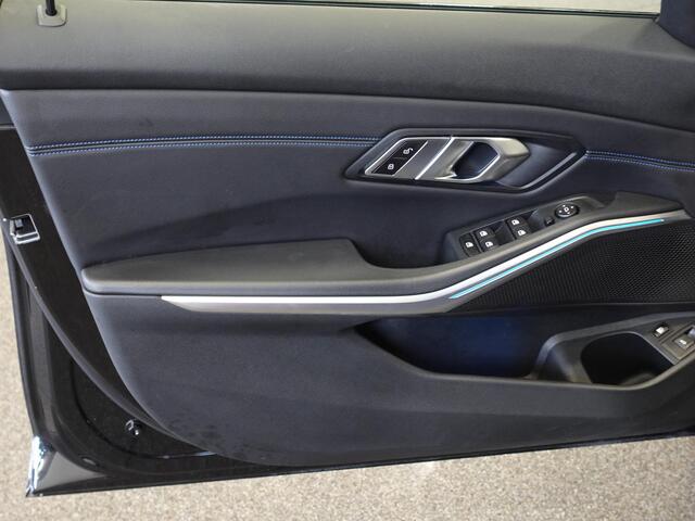 BMW 3-SERIE Touring 330e xDrive 292 PK 4WD M Sport Airco ECC Stoel|Stuurverwarming Full LED 18" Velgen Navi Prof Carplay PDC VA Trekhaak Elektrisch Sensatec