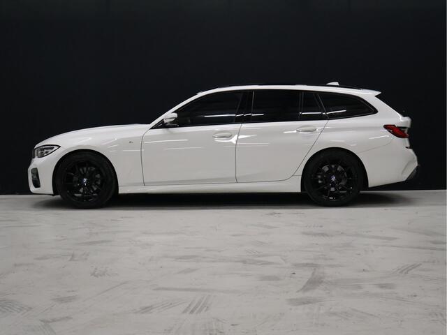 BMW 3-SERIE Touring 320i M Sport [APPLE CARPLAY, M SPORTSTUUR, DAB, LED, LIVE COCKPIT, TREKHAAK AFNEEMBAAR, CRUISE, CLIMATE, NIEUWSTAAT]