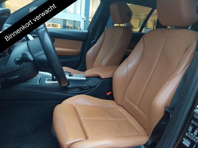 BMW 3-SERIE Touring 318i M Sport Corporate Lease Automaat | Navigatie | Leder |