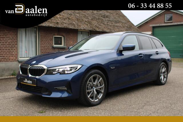 BMW 3-SERIE Touring 330e Business Edition PHEV PANO GR NAVI VIRTUAL 58000KM!!!