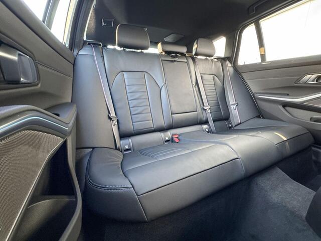 BMW 3-SERIE Touring 330e xDrive | M Sport Pro | Comfort Pack | Innovation Pack