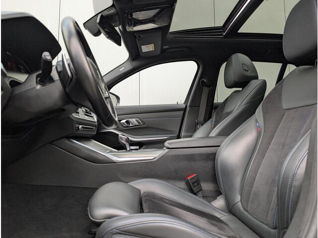 BMW 3-SERIE Touring 330e High Executive | M-sport | Panorama | Trekhaak | LED