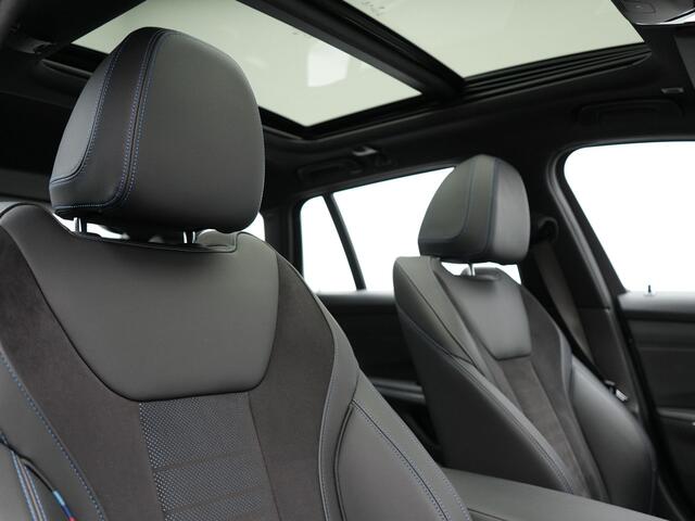 BMW 3-SERIE Touring 320e M Sport Plug In Hybrid 204pk Dealer O.H. PHEV | Trekhaak Af Fabriek | Panodak | Camera | Adaptief Onderstel | 19"L.M | Alcantara Sportstoelen Memory & Verwarmd | Sfeerverlichting | Apple Carplay | Keyless | Navigatie | DAB |