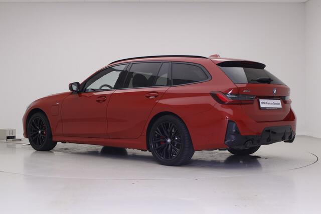 BMW 3-SERIE Touring 330e xDrive M-Sport Pro | Panorama | Memory stoelen | Camera | Hifi |