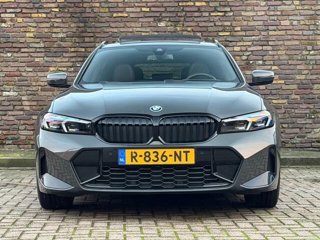 BMW 3-SERIE 320E M-Sport Pro Pakket Panodak 19 Inch Trekhaak Leer Head-Up