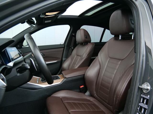 BMW 3-SERIE M340i 375pk xDrive High Executive Automaat Laser / Adaptive drive / Schuifdak / Harman Kardon