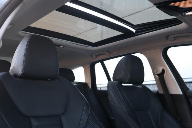 BMW 3-SERIE Touring 330e xDrive Business Edition Plus Pano dak / Laser / Sportstoelen / Leder /