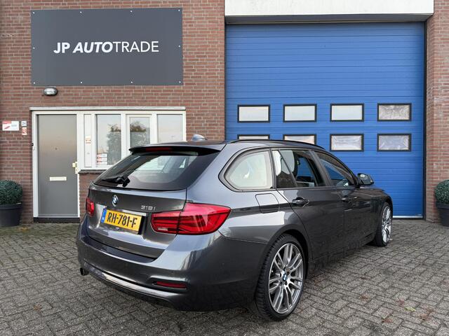 BMW 3-SERIE Touring 318i Executive | Led | 2e Eigenaar | NAP | HUD |
