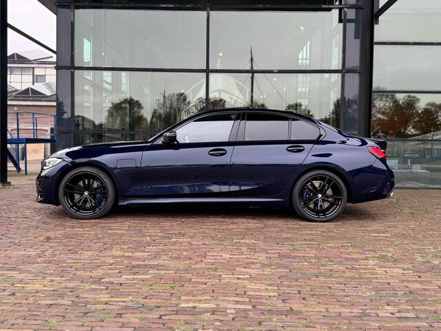 BMW 3-SERIE 330e M Sport |Tanzanite Blue | Laser | Trekhaak | Head-Up
