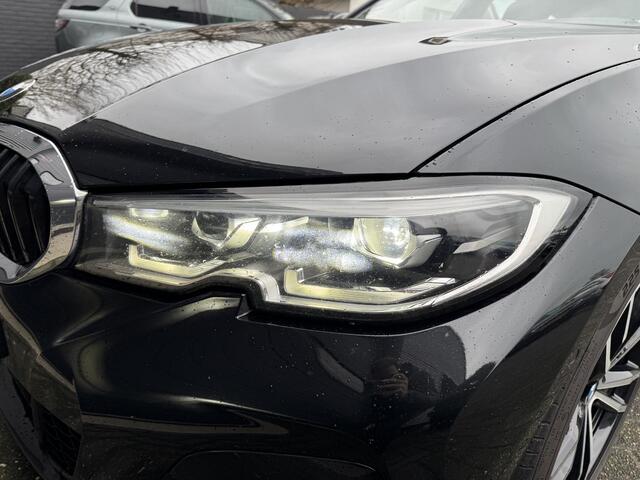 BMW 3-SERIE Touring 320i High Executive M-Sport | Camera | Navigatie | DAB | 19 Inch Lichtmetalen Velgen | Lederen Bekleding |