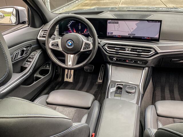 BMW 3-SERIE Touring 330e 292PK High Executive M-Sport | PANO | KEYLESS | MEMORY | SFEERVERLICHTING | 360 | STOELVERWARMING |