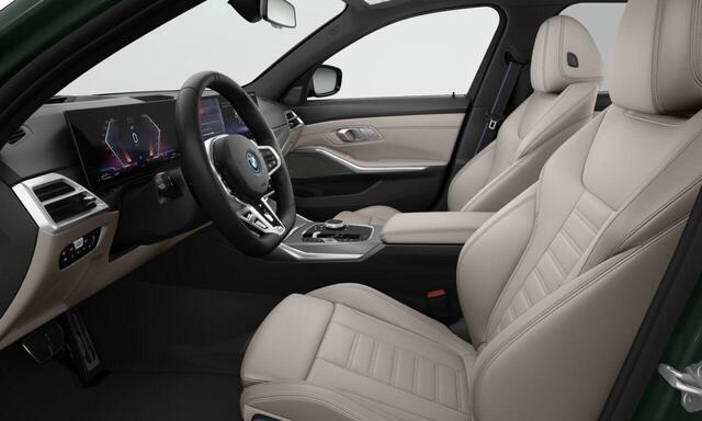 BMW 3-SERIE Touring 330e Individual Lak | M Sportpakket Pro | Innovation Pack | Comfort pack | Panoramadak | Trekhaak