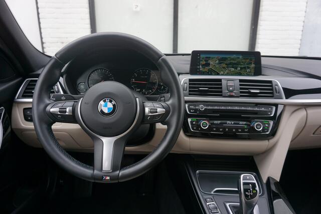 BMW 3-SERIE 320i Luxury Automaat | Carplay | Sportinterieur | Leer