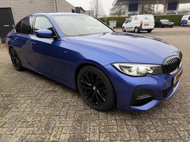 BMW 3-SERIE 318i M Sportpakket