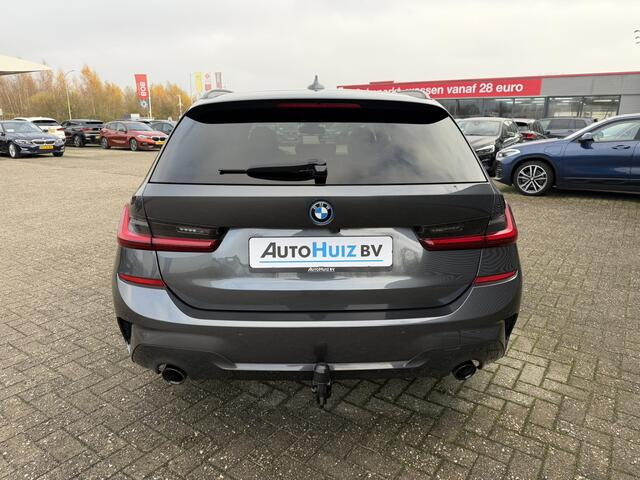 BMW 3-SERIE Touring 320e M Sport Laser Licht Trekhaak Stuurwielverwarming Carplay Achteruitrijcamera Keyless Entry