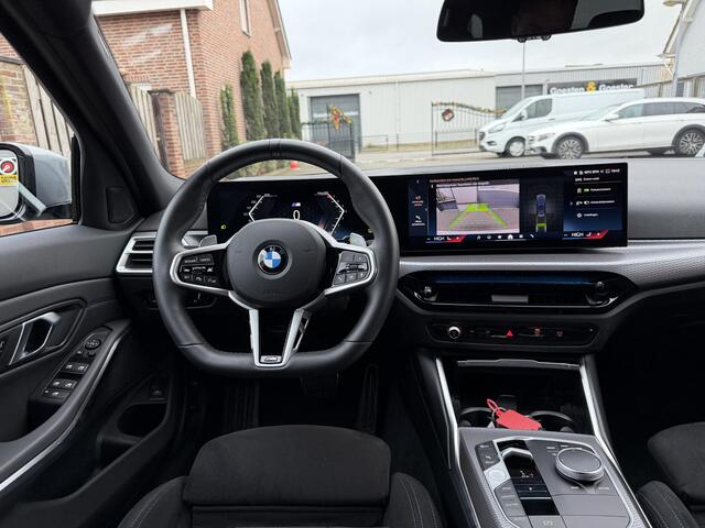 BMW 3-SERIE Touring 330i xDrive M-Sport
