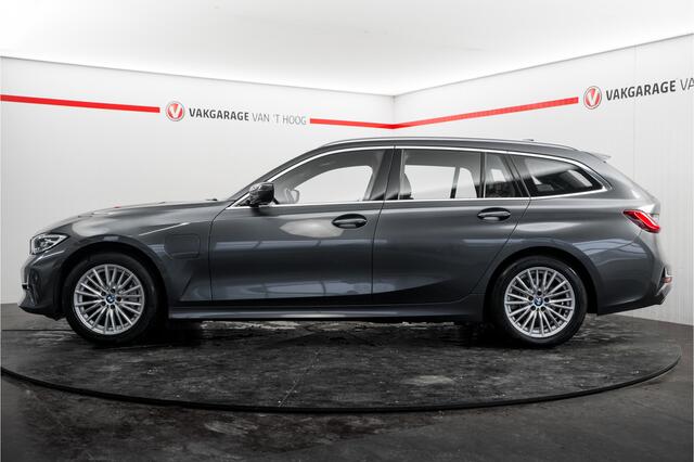 BMW 3-SERIE Touring 330e eDrive Edition Trekhaak Leder