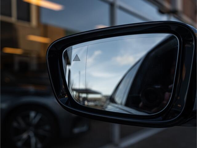 BMW 3-SERIE Touring 320e M-Sport Business Edition Plus PANO 19 INCH CAMERA SHADOW LINE TREKHAAK DODEHOEK